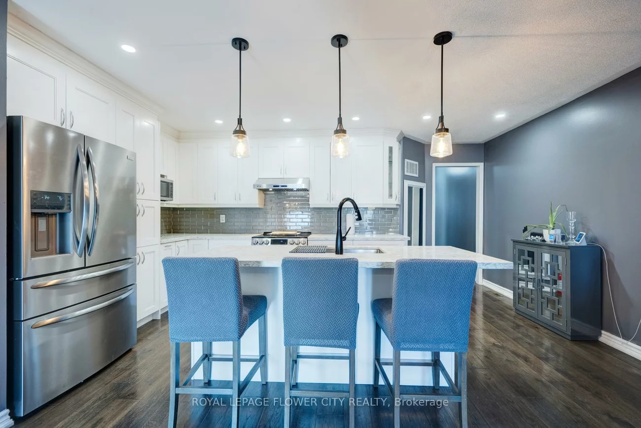 607, Rossellini, Meadowvale Village, Mississauga