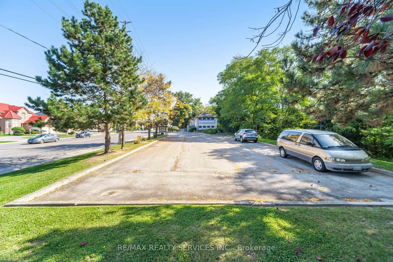 5330, Creditview, East Credit, Mississauga