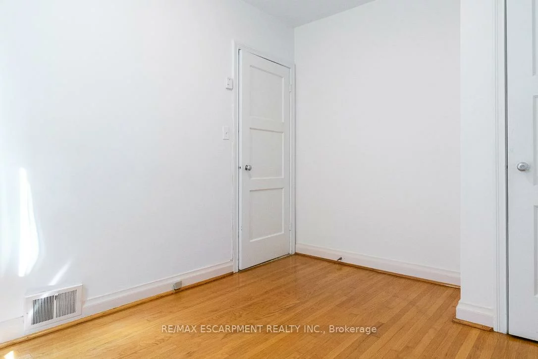 2510, Donnavale, Cooksville, Mississauga