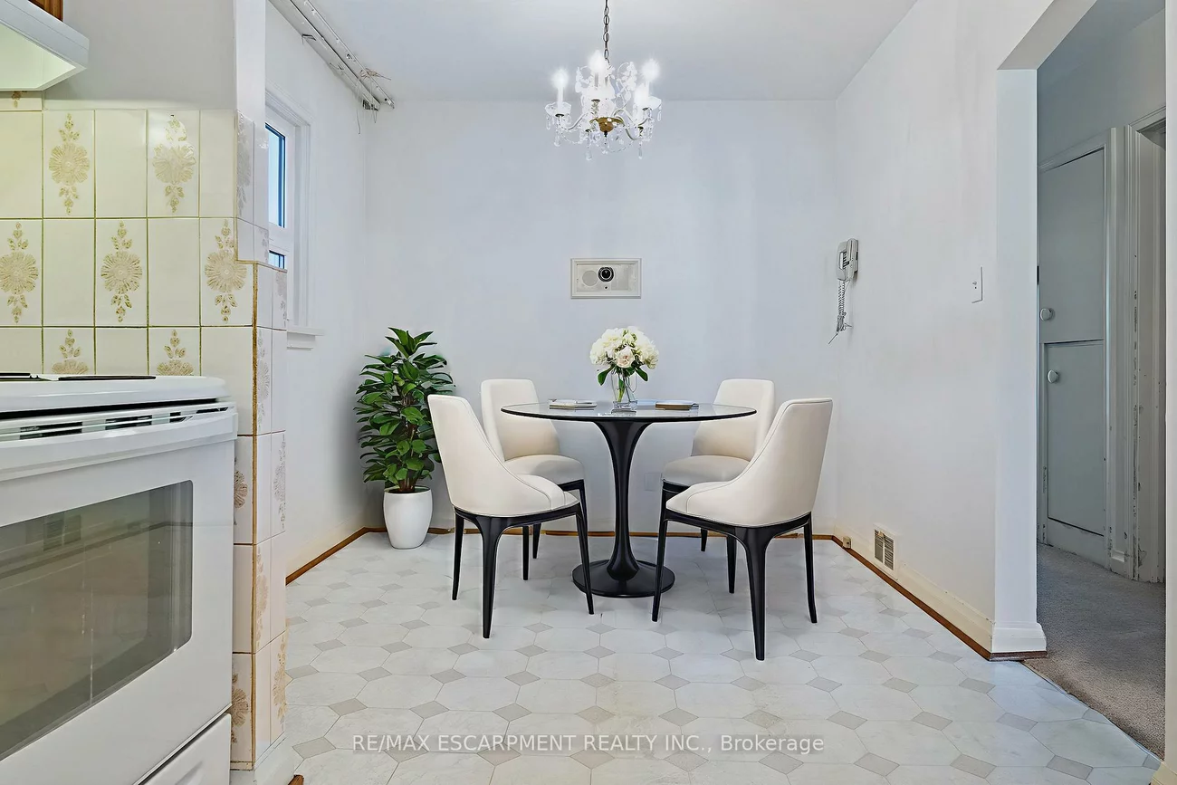 2510, Donnavale, Cooksville, Mississauga