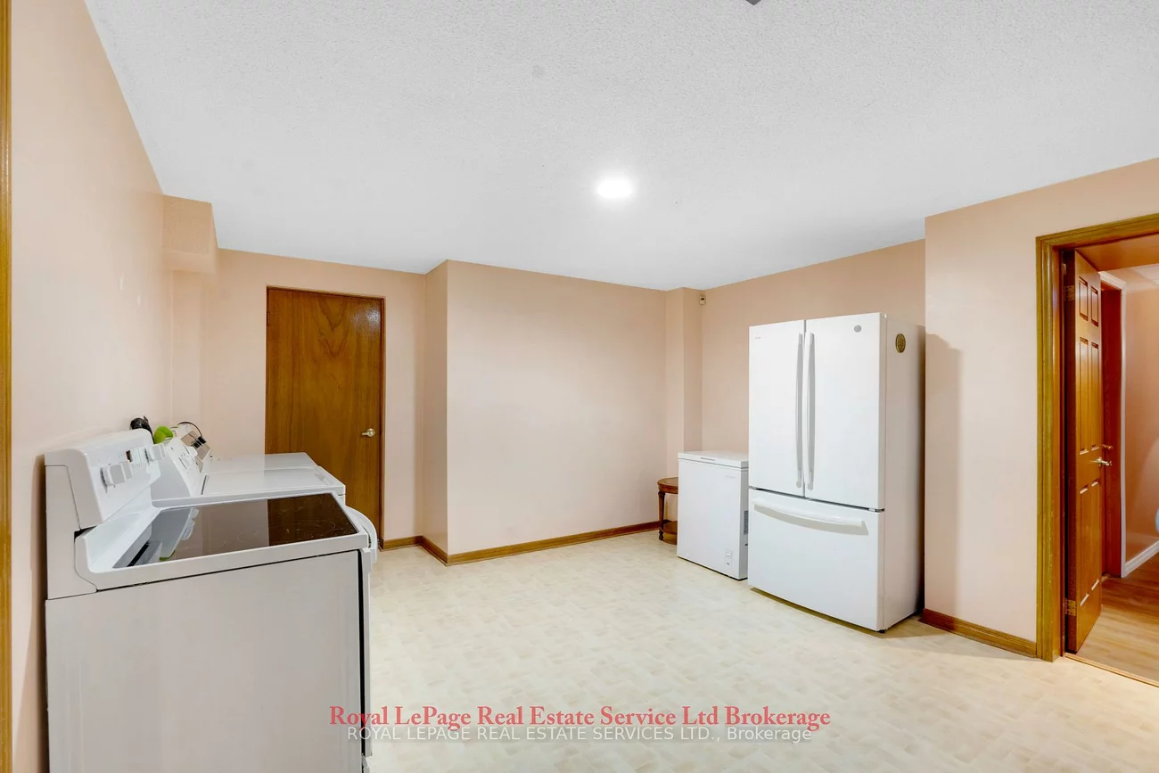 2088, Kempton Park, Central Erin Mills, Mississauga