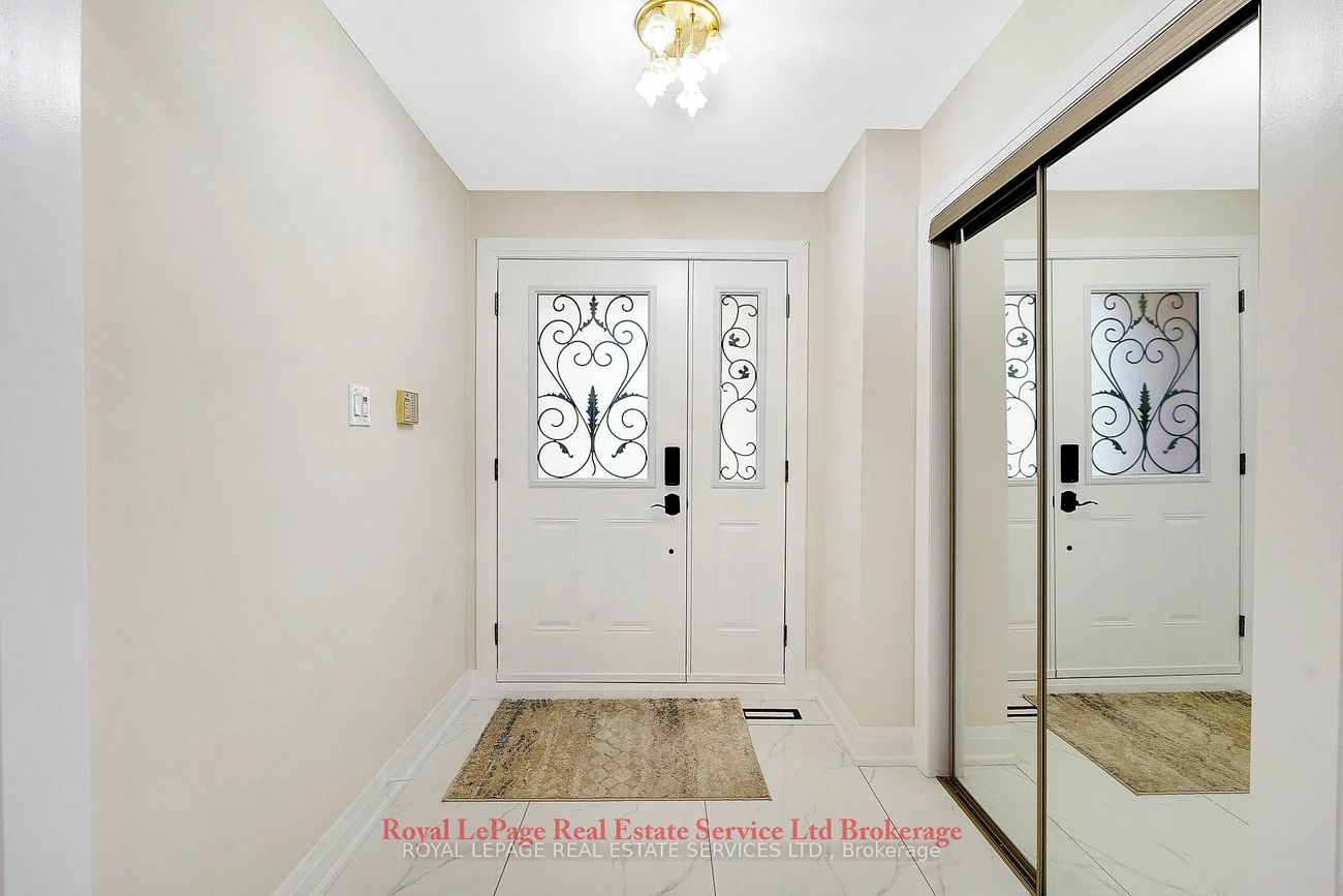 2088, Kempton Park, Central Erin Mills, Mississauga