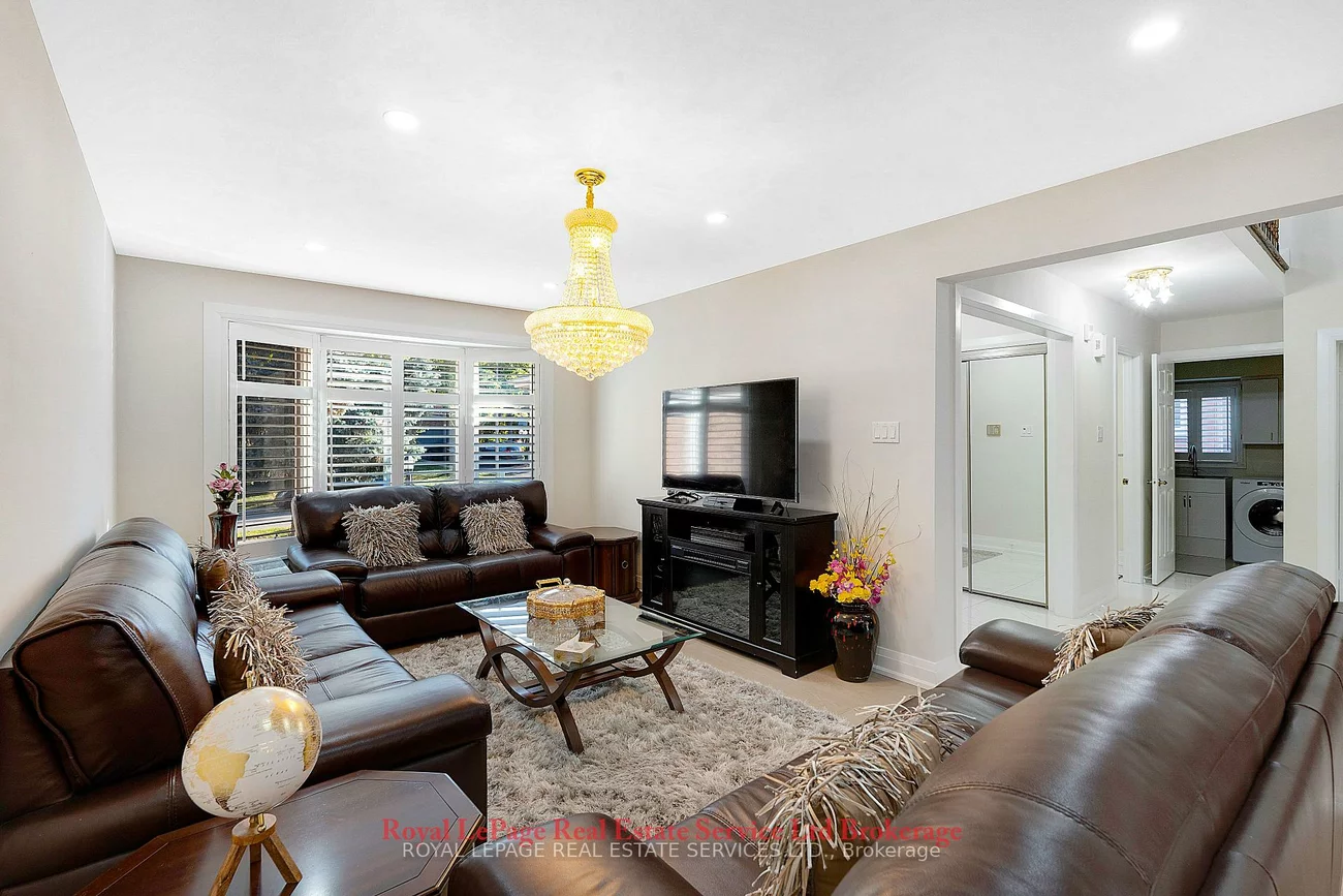2088, Kempton Park, Central Erin Mills, Mississauga