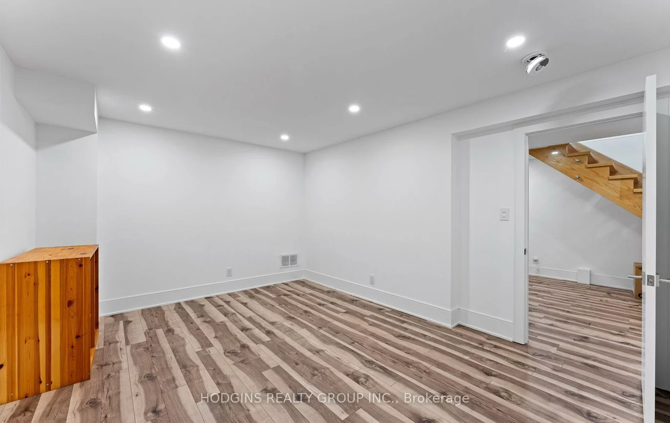 1670, Caverly, Erin Mills, Mississauga