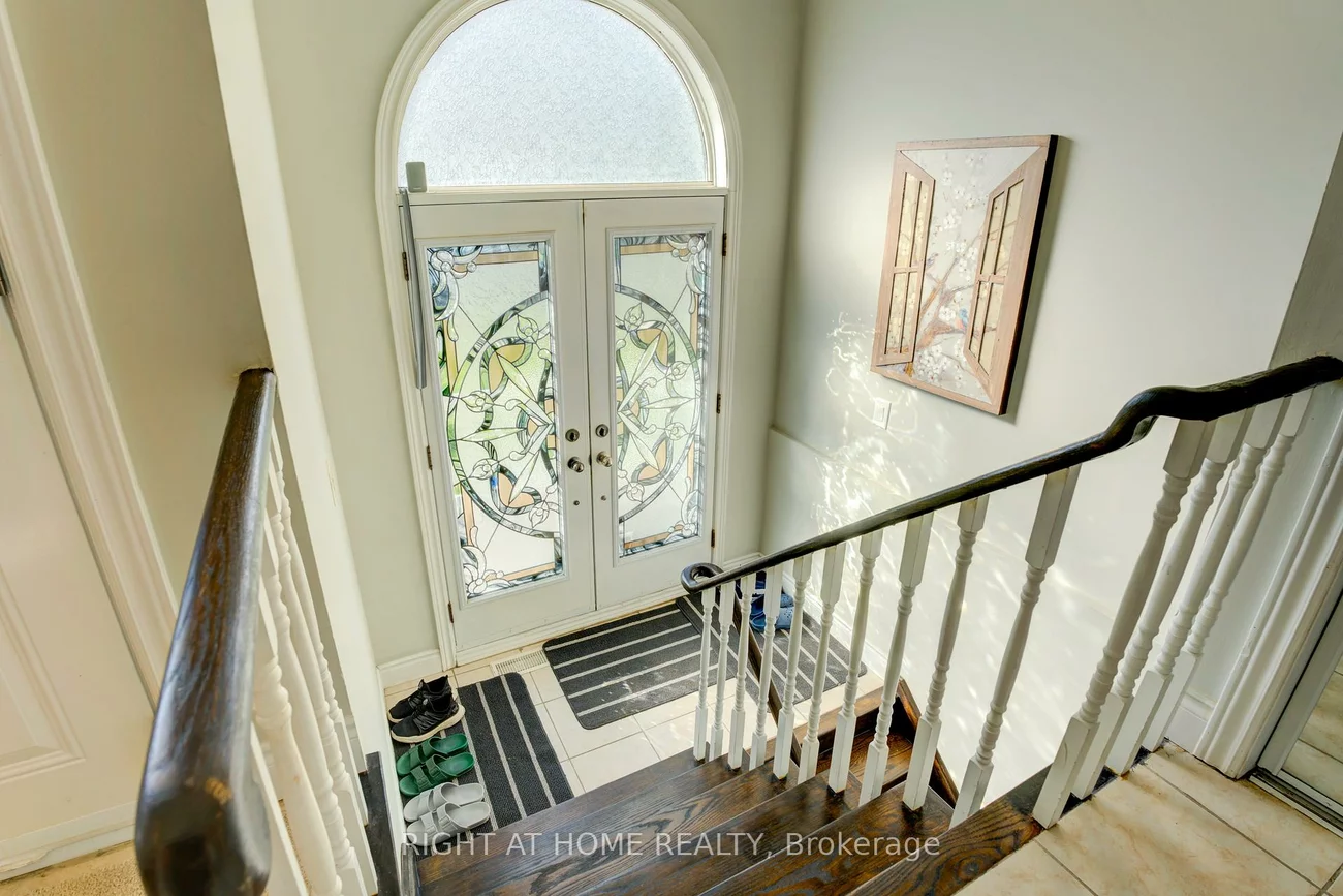 208, Meadows, Rathwood, Mississauga