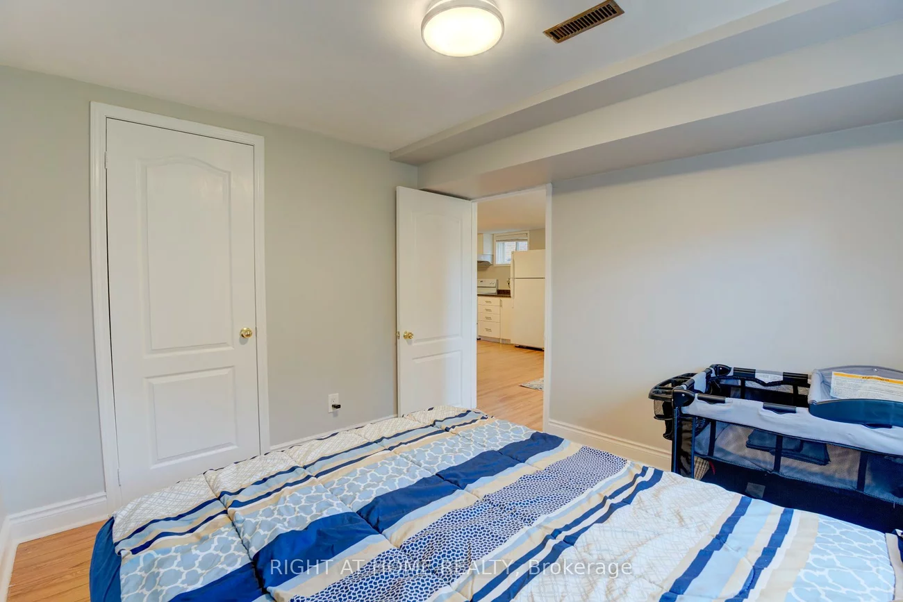 208, Meadows, Rathwood, Mississauga