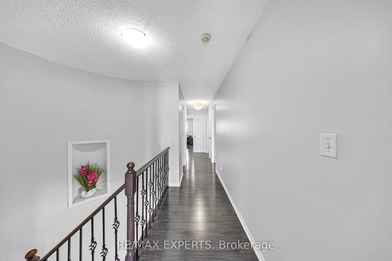 1103, Blueheron, East Credit, Mississauga
