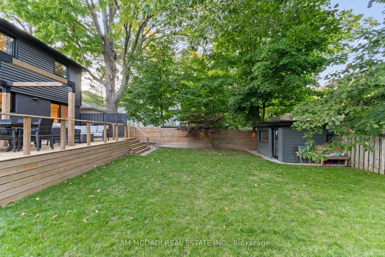 1375, Everall, Clarkson, Mississauga