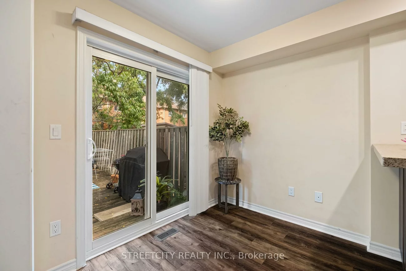 3953, Freeman, Churchill Meadows, Mississauga