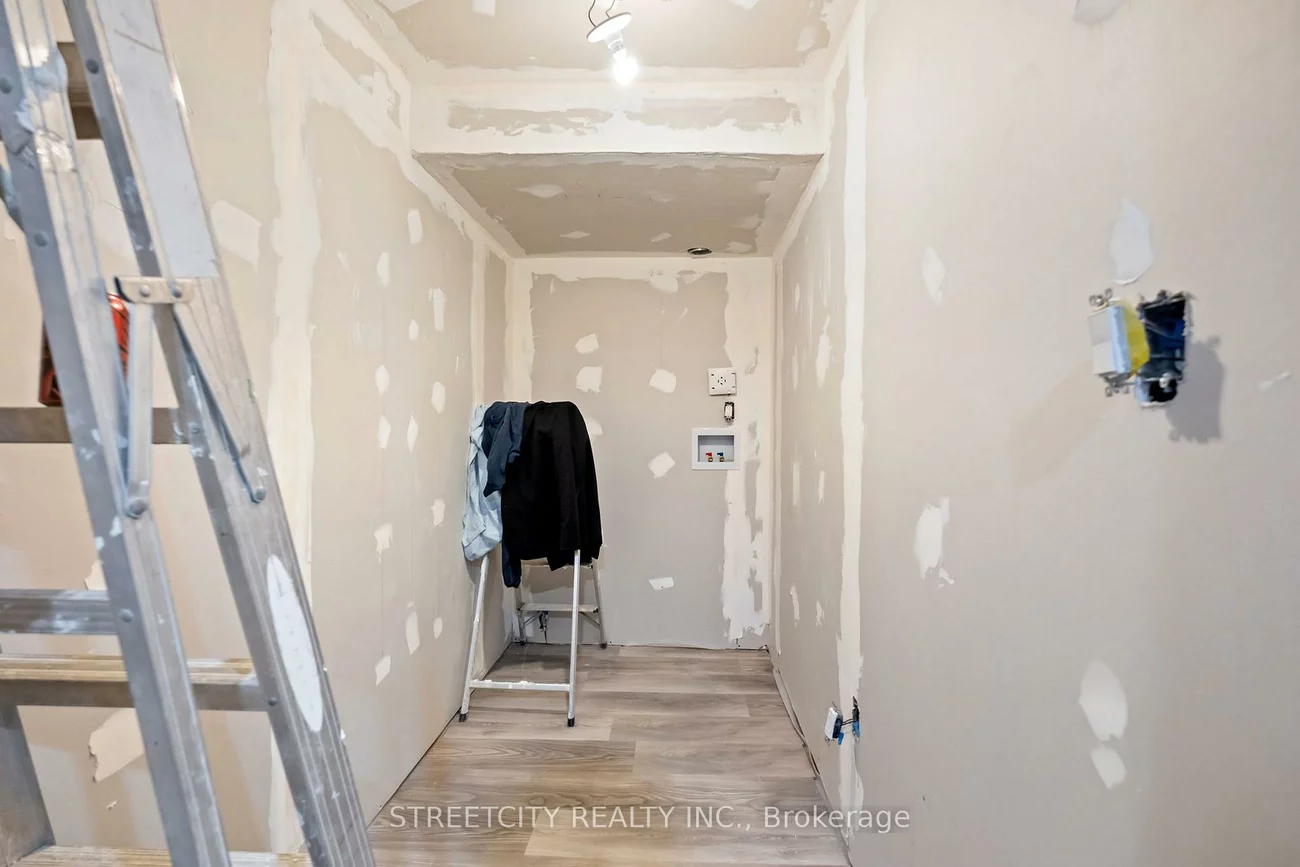 3953, Freeman, Churchill Meadows, Mississauga