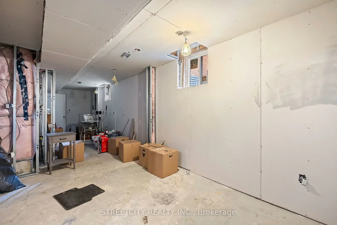 3953, Freeman, Churchill Meadows, Mississauga