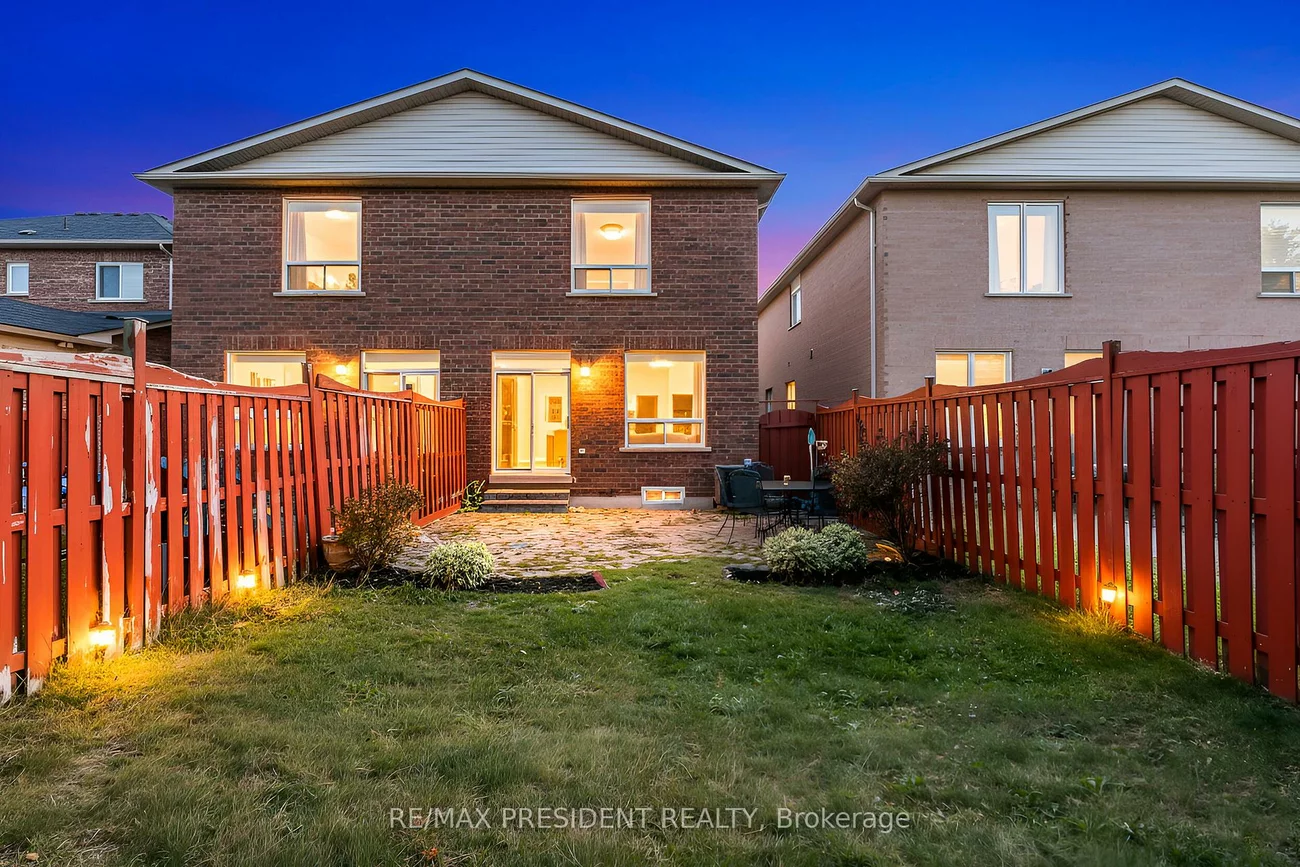 932, Ledbury, East Credit, Mississauga