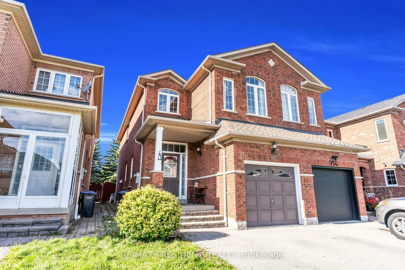 932, Ledbury, East Credit, Mississauga