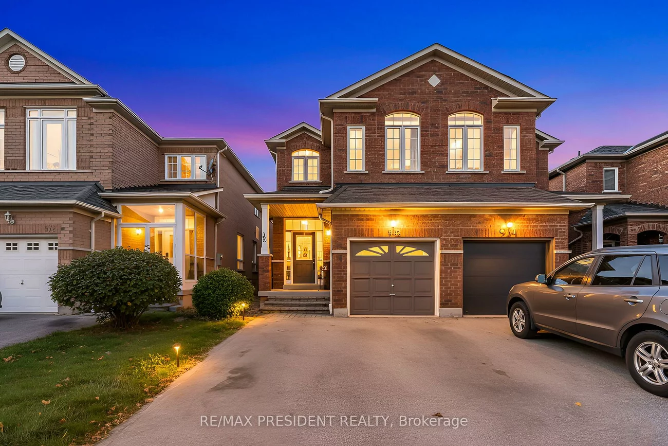 932, Ledbury, East Credit, Mississauga