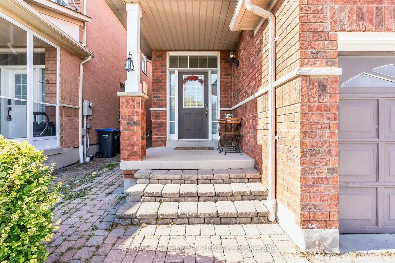 932, Ledbury, East Credit, Mississauga
