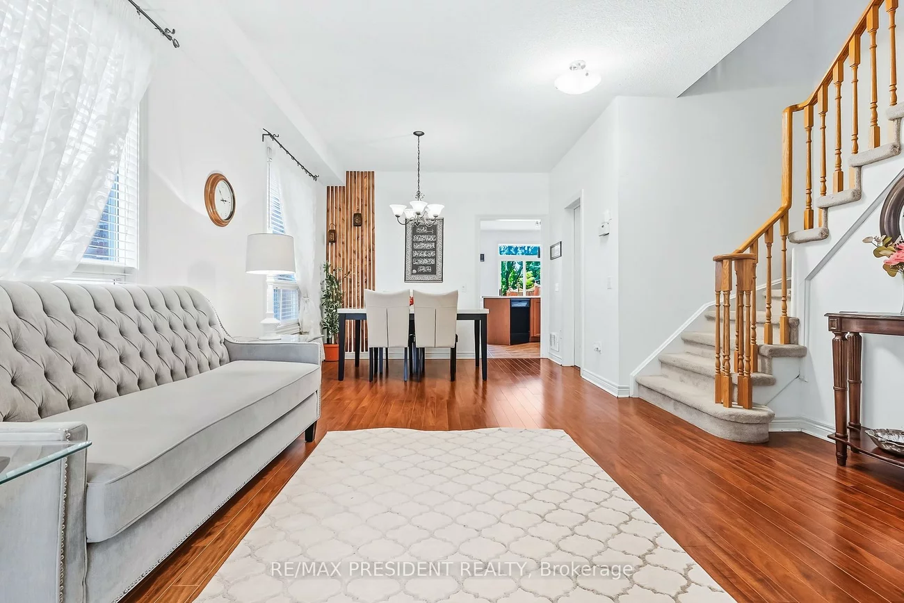 932, Ledbury, East Credit, Mississauga