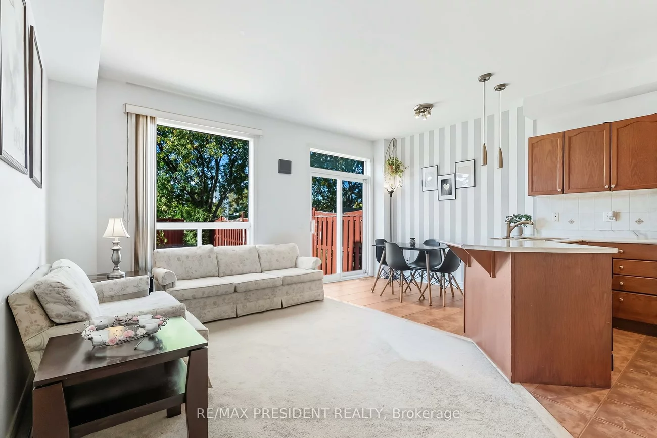 932, Ledbury, East Credit, Mississauga