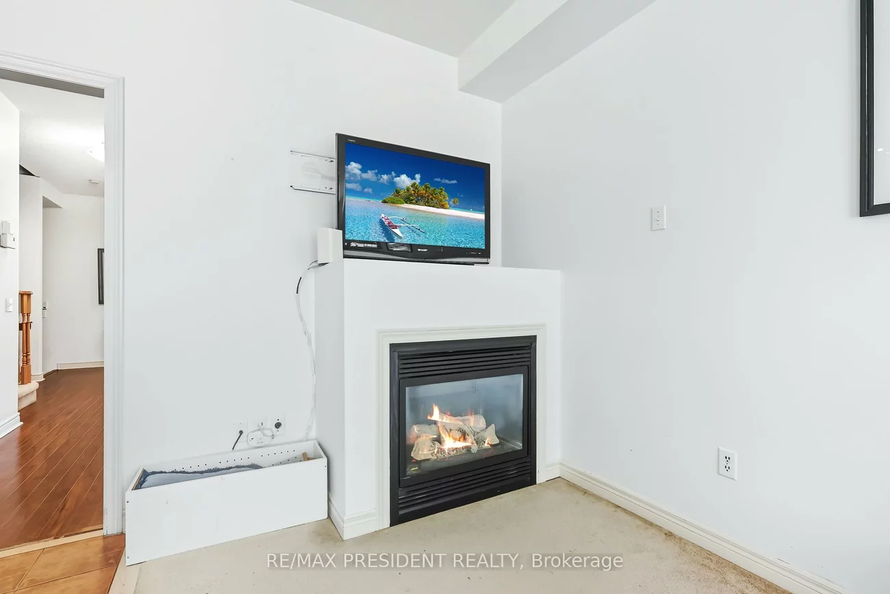 932, Ledbury, East Credit, Mississauga