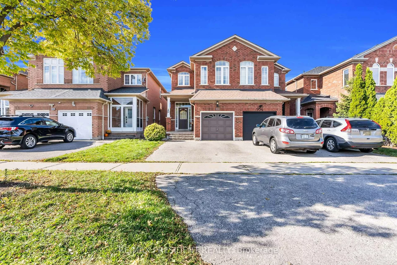 932, Ledbury, East Credit, Mississauga