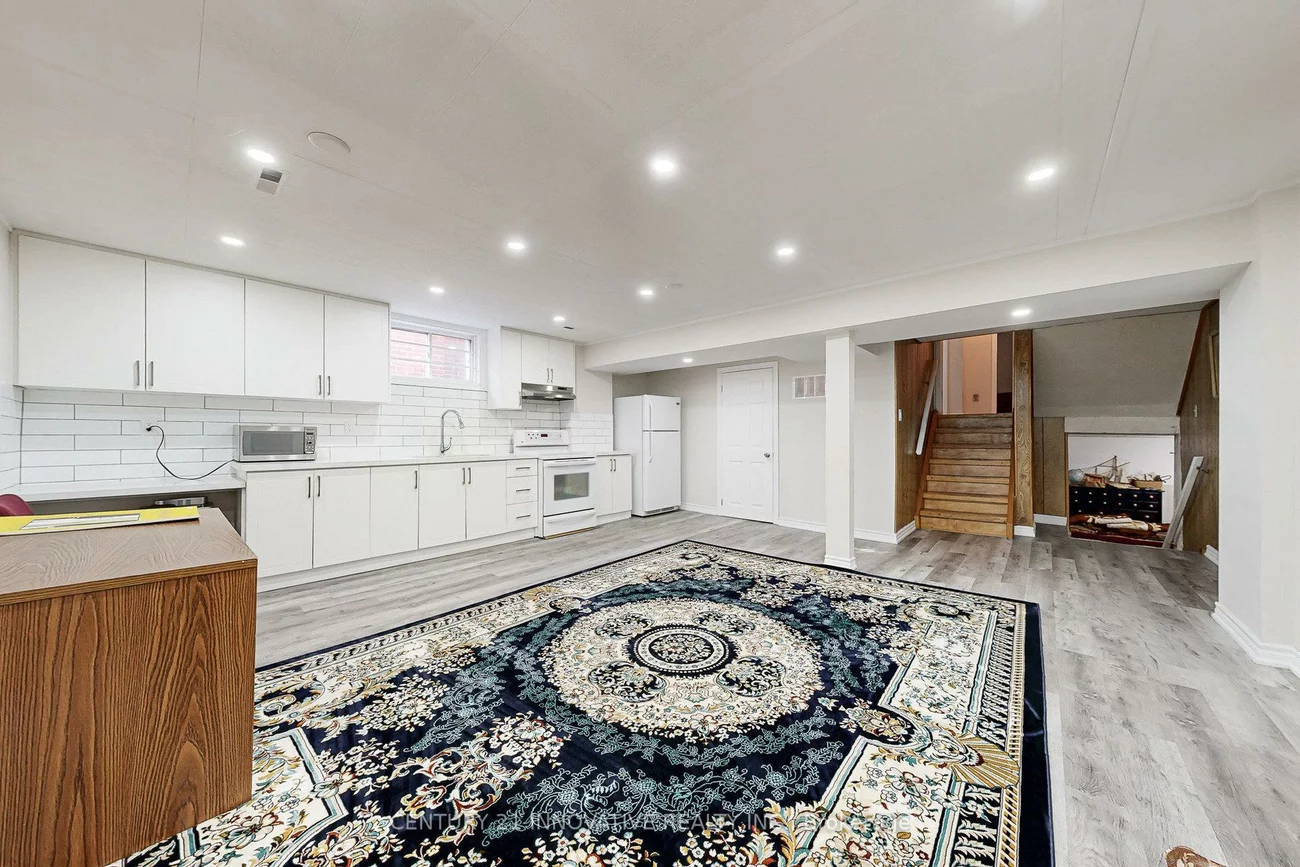 816, Willowbank, Rathwood, Mississauga