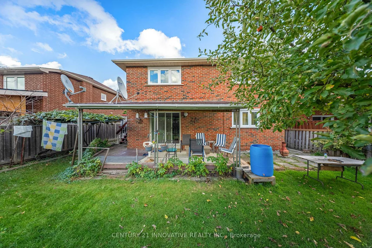 816, Willowbank, Rathwood, Mississauga