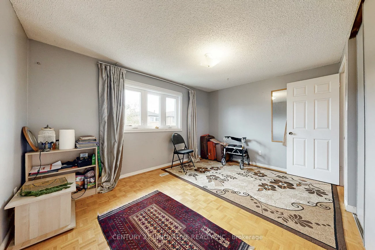 816, Willowbank, Rathwood, Mississauga