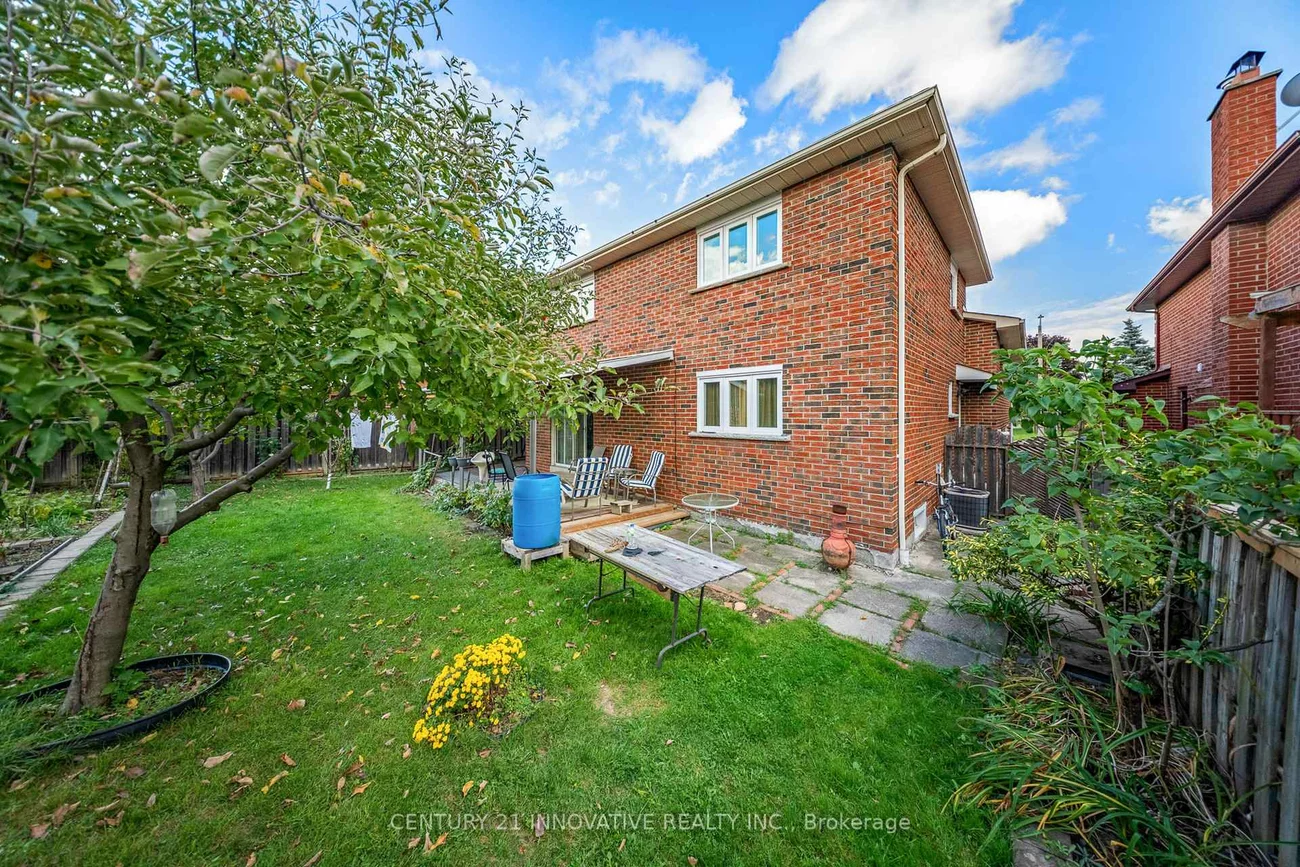 816, Willowbank, Rathwood, Mississauga