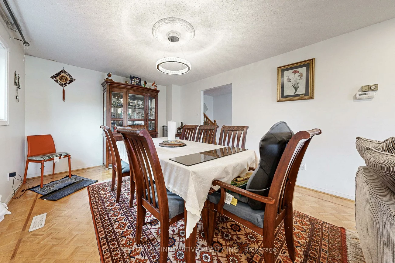 816, Willowbank, Rathwood, Mississauga