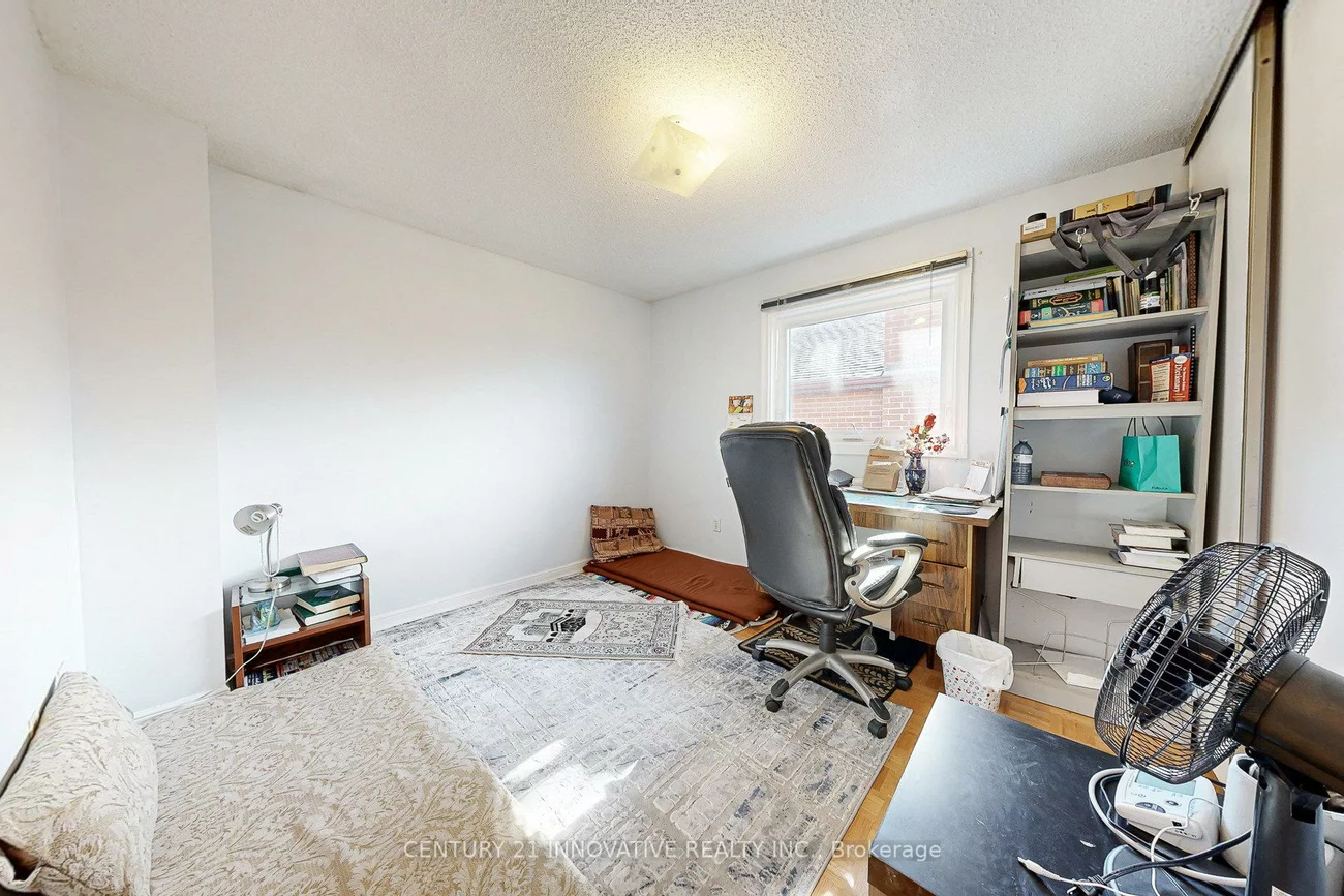 816, Willowbank, Rathwood, Mississauga