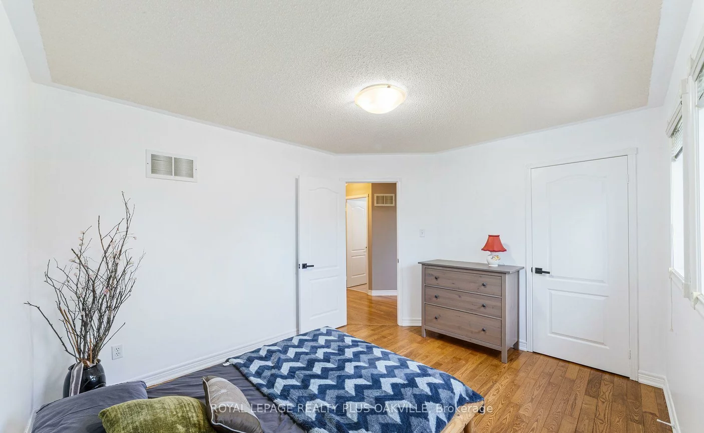 365, Turnberry, Hurontario, Mississauga