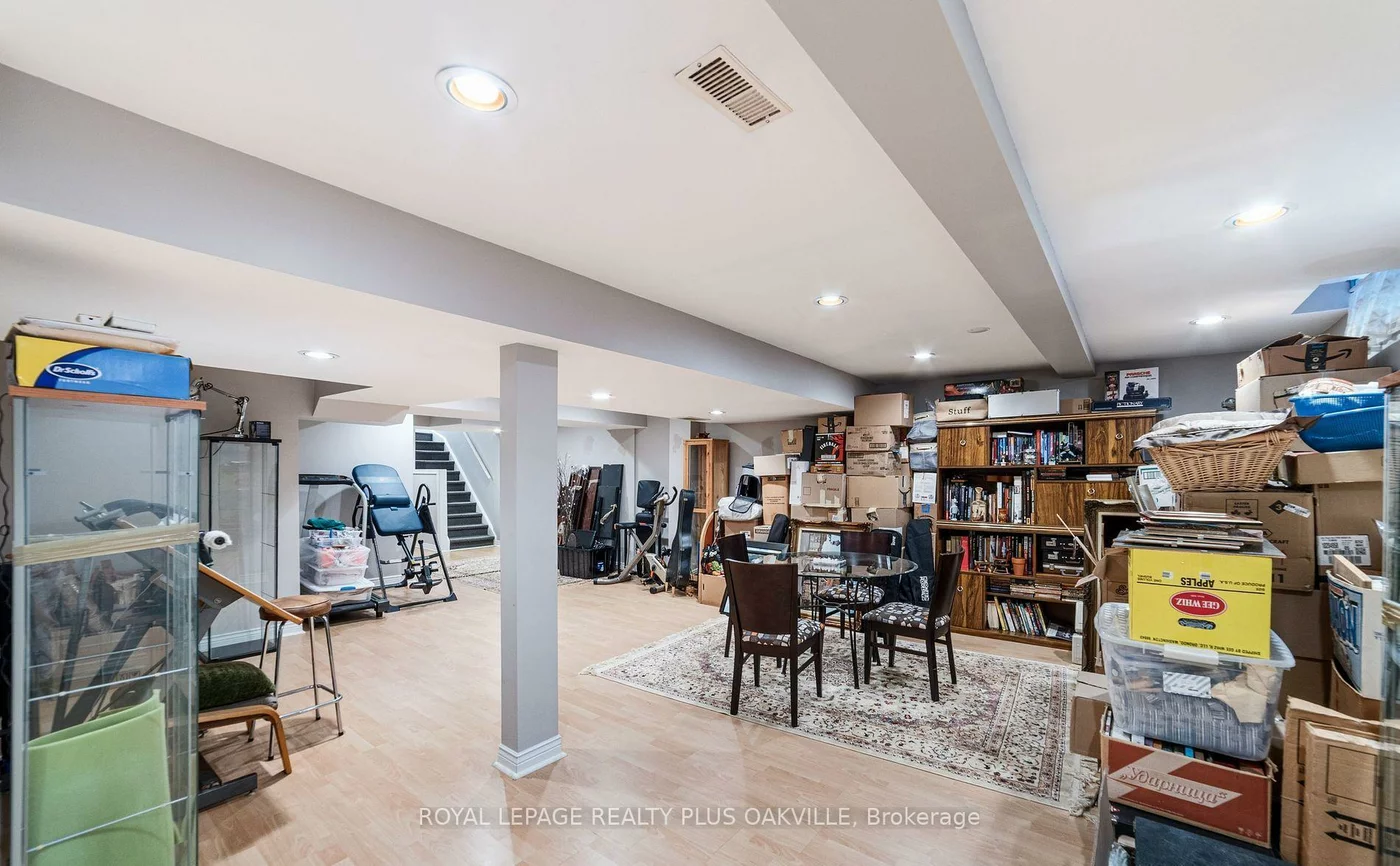 365, Turnberry, Hurontario, Mississauga