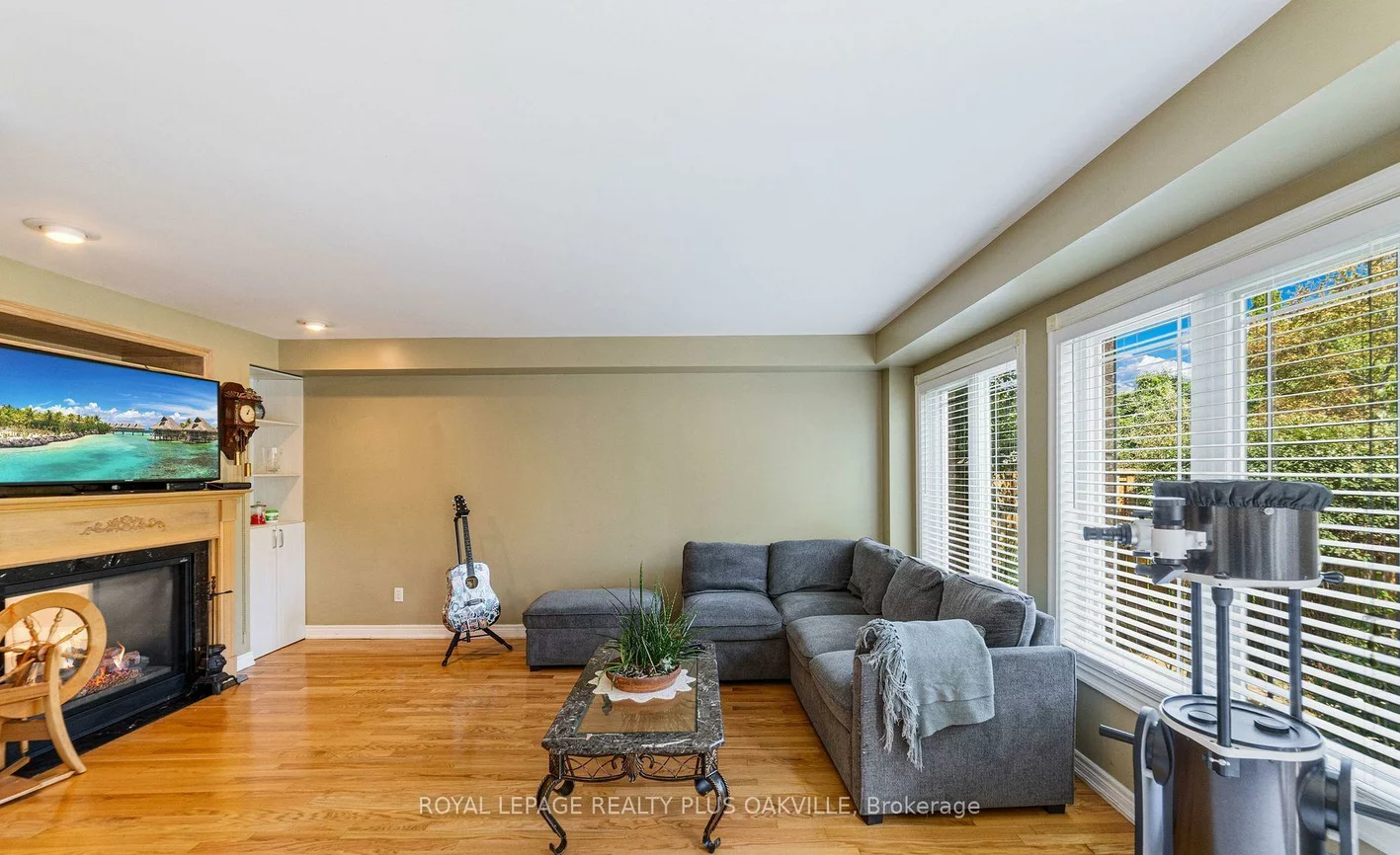 365, Turnberry, Hurontario, Mississauga