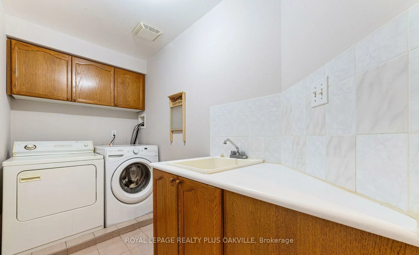 365, Turnberry, Hurontario, Mississauga