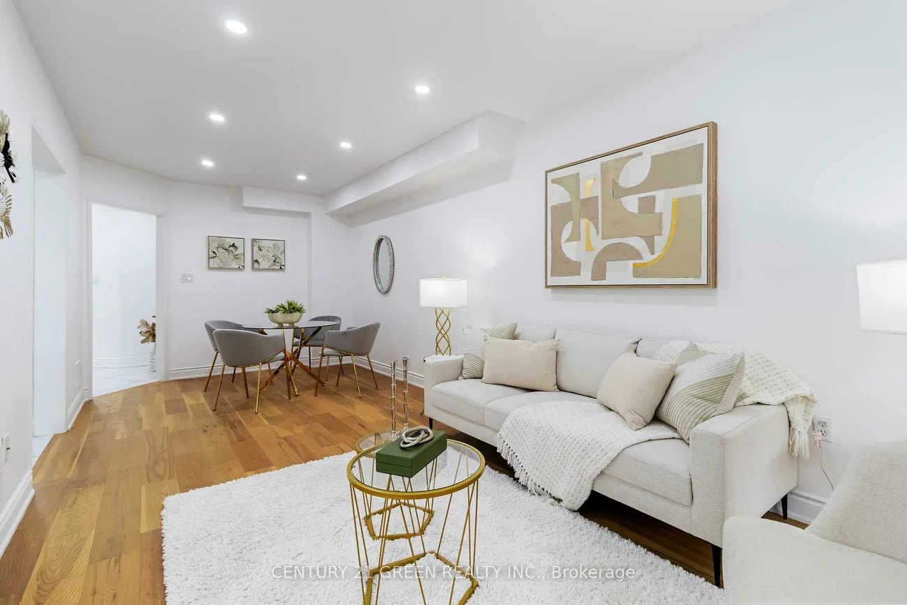 6085, Rowers, East Credit, Mississauga