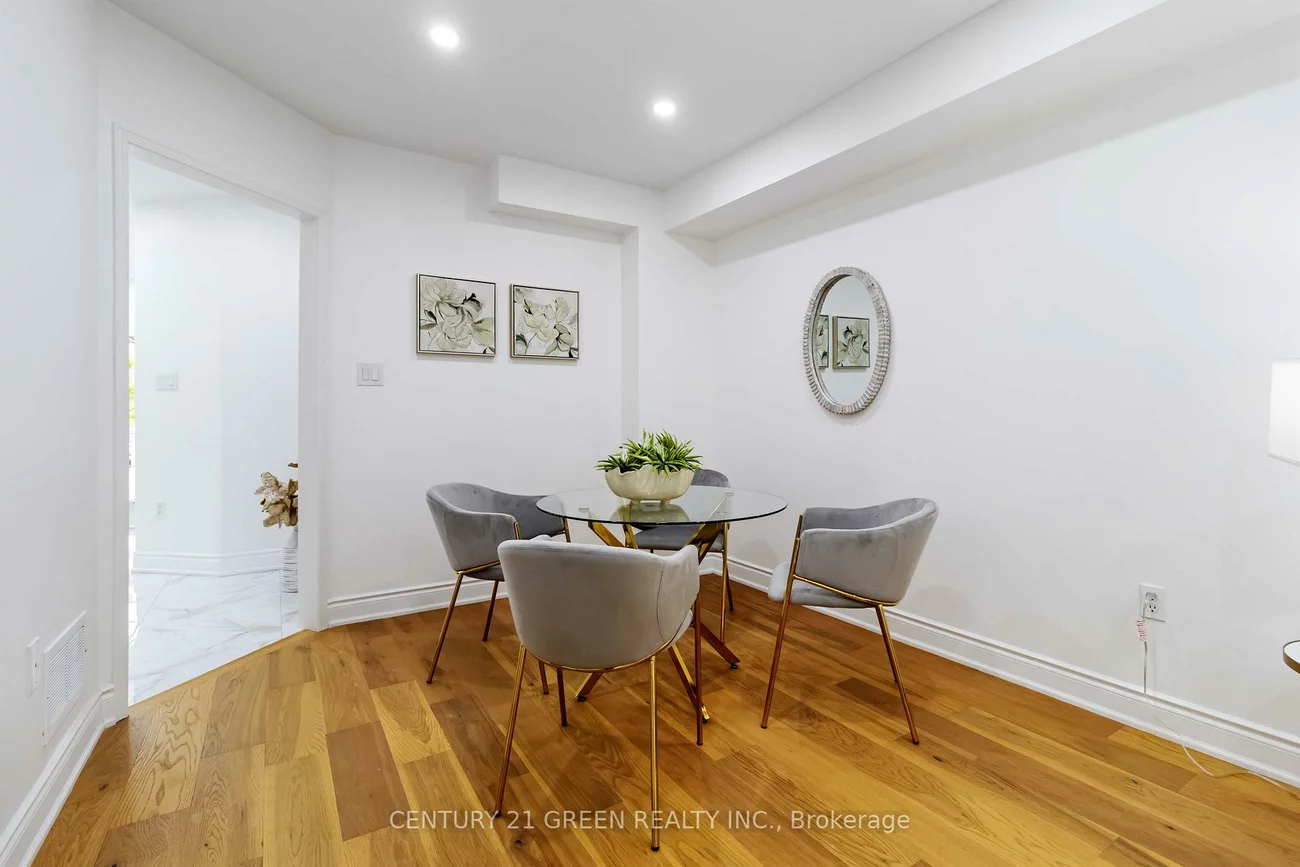 6085, Rowers, East Credit, Mississauga