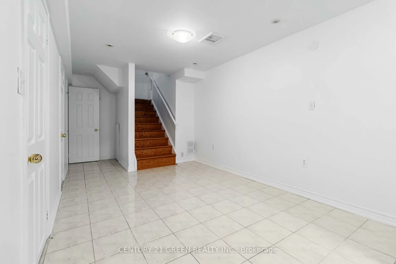 6085, Rowers, East Credit, Mississauga