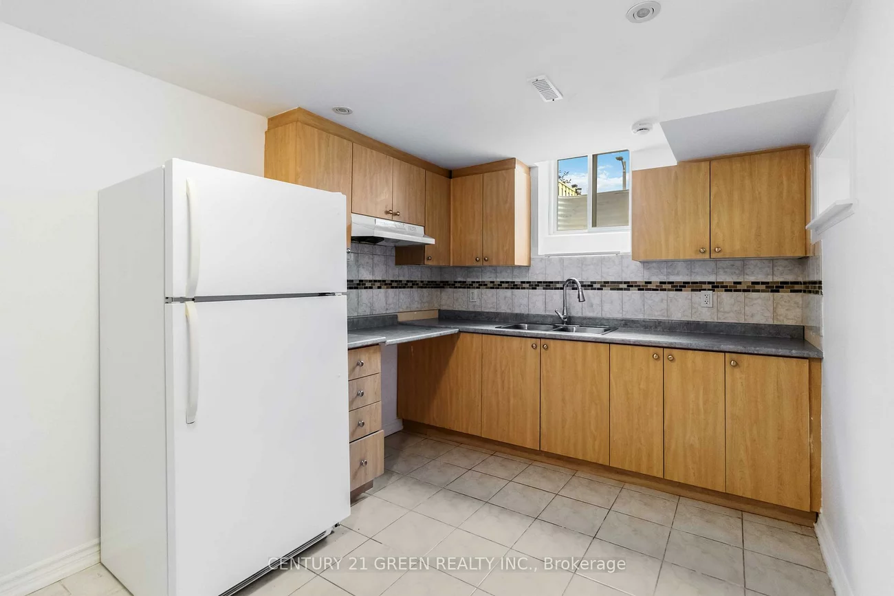 6085, Rowers, East Credit, Mississauga