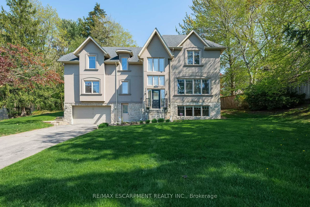 1034, Lakeshore, Lorne Park, Mississauga