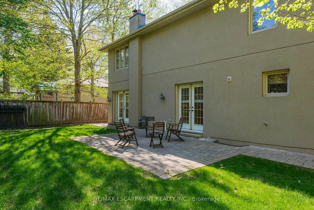 1034, Lakeshore, Lorne Park, Mississauga