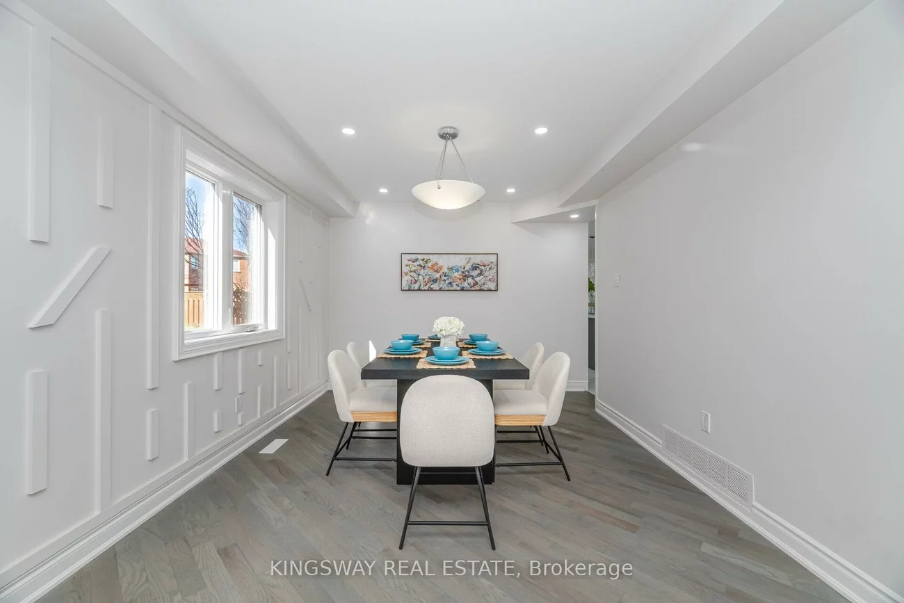 1008, Ceremonial, Hurontario, Mississauga