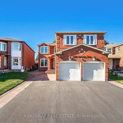 1008, Ceremonial, Hurontario, Mississauga