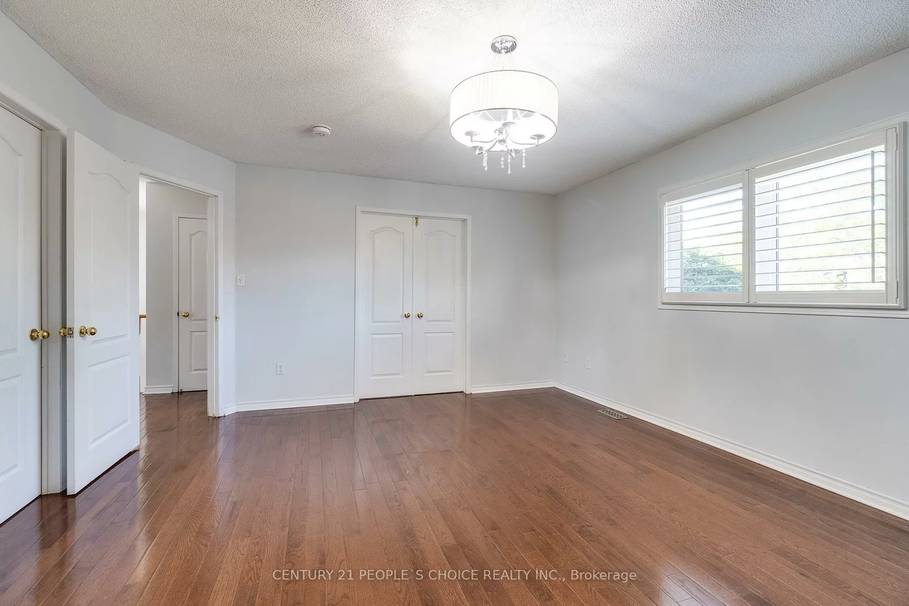 3841, Periwinkle, Lisgar, Mississauga