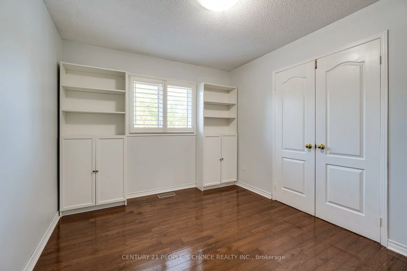 3841, Periwinkle, Lisgar, Mississauga