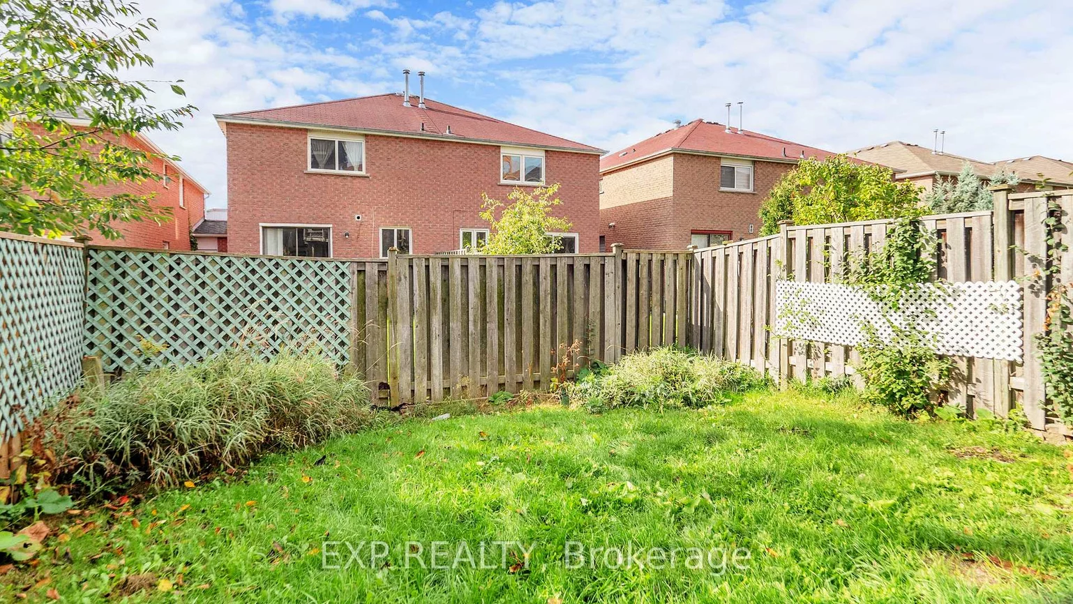 5023, Salishan, Hurontario, Mississauga