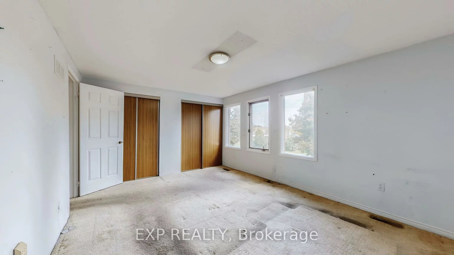 5023, Salishan, Hurontario, Mississauga