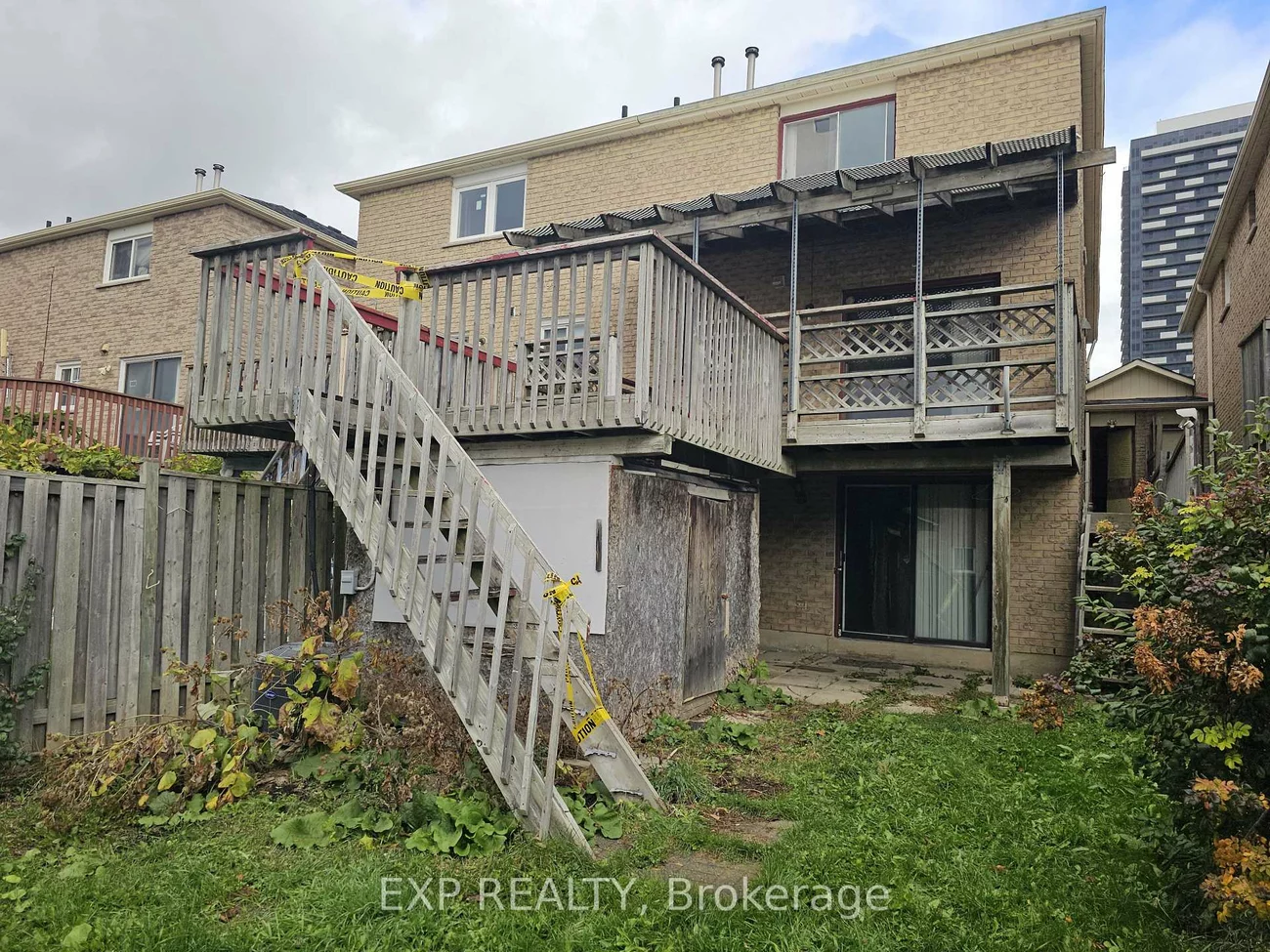 5023, Salishan, Hurontario, Mississauga