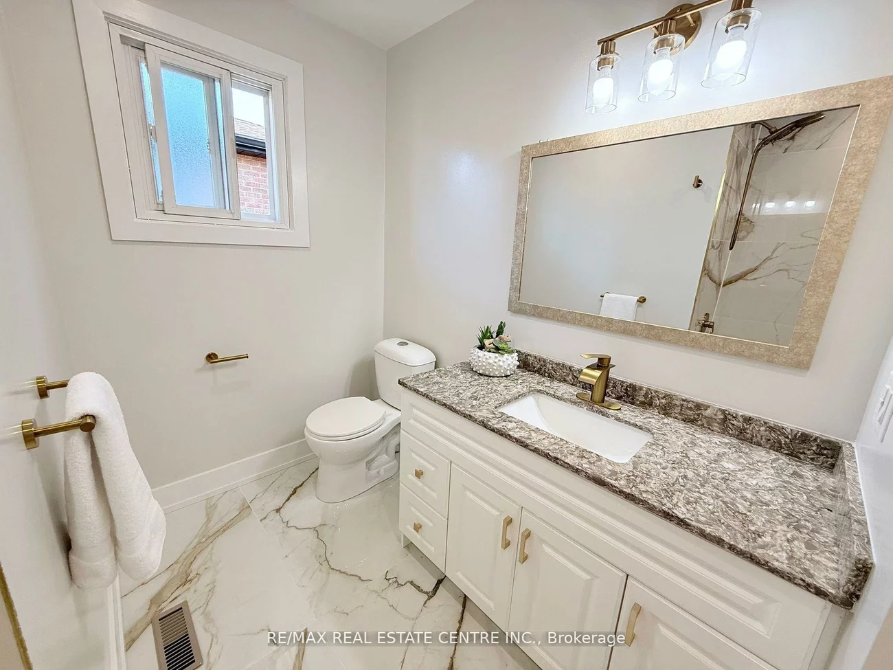 1215, Larny, Rathwood, Mississauga