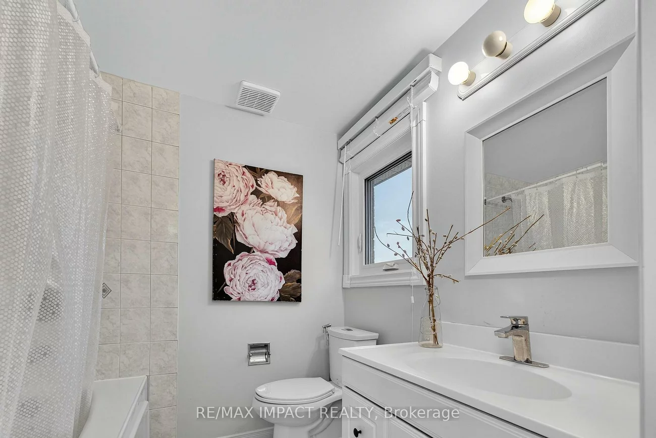 4086, Rossland, Erin Mills, Mississauga