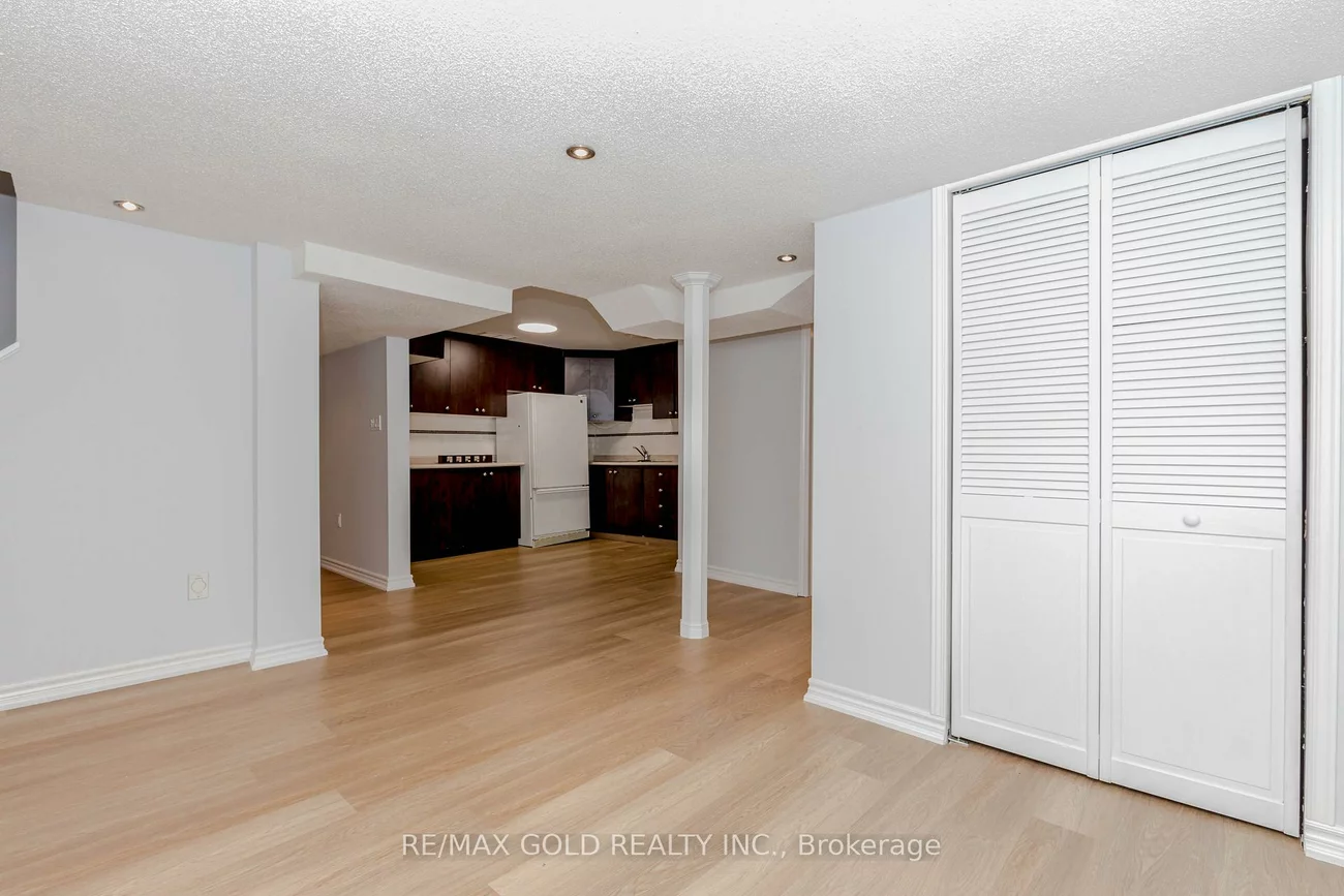 7399, Terragar, Lisgar, Mississauga