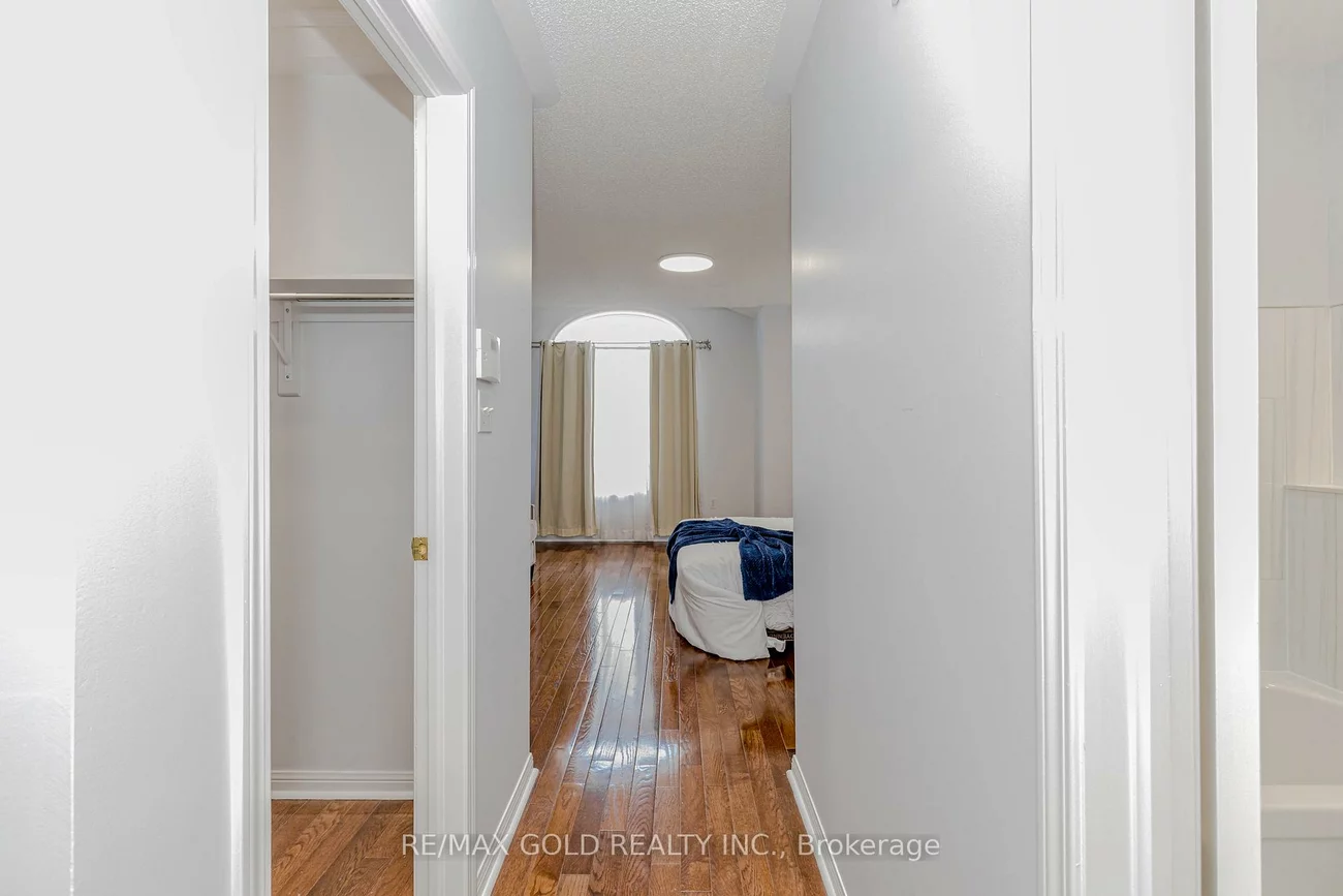 7399, Terragar, Lisgar, Mississauga